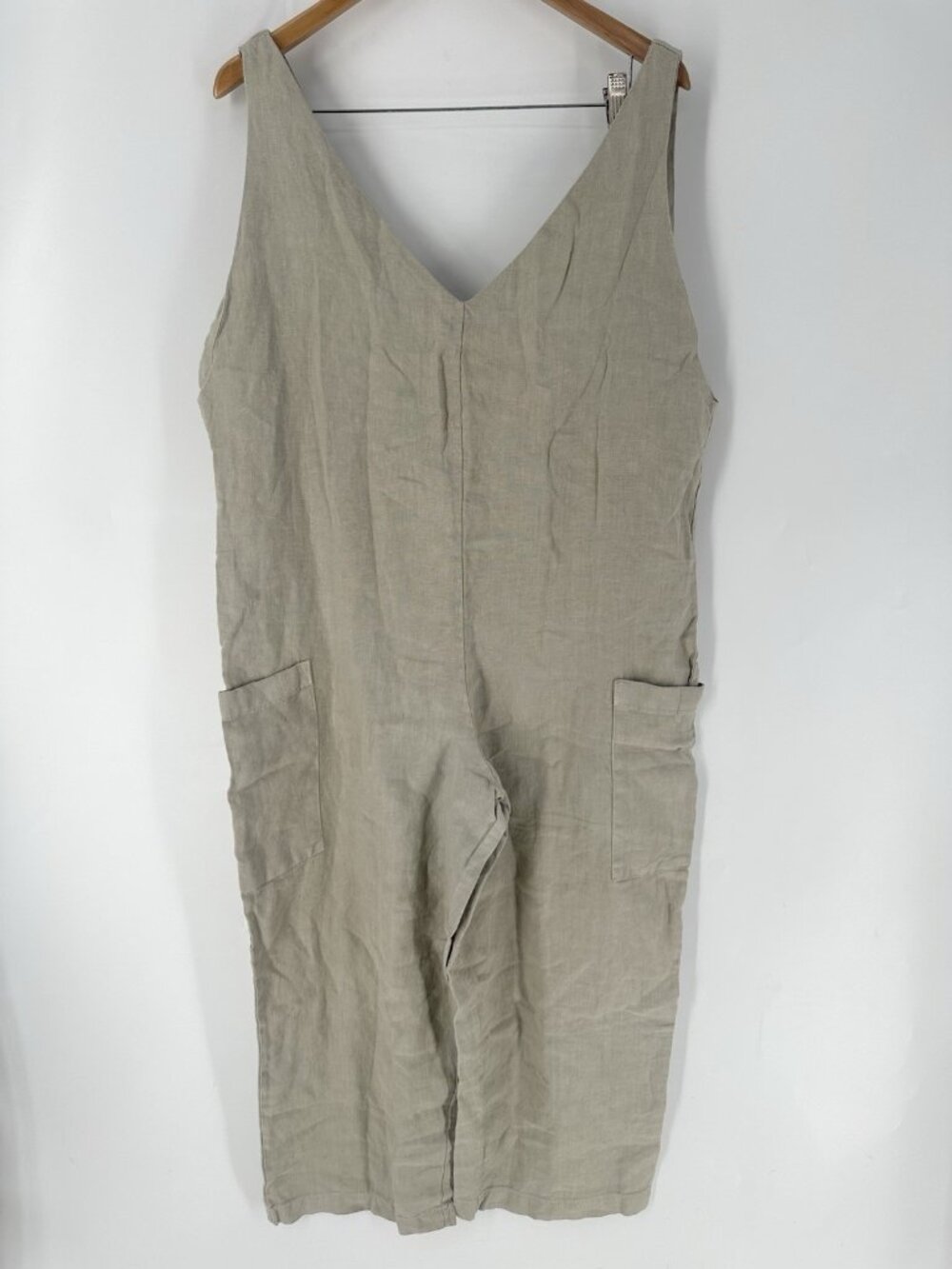 Relaxed V-Neck Linen Jumpsuit in Light Taupe